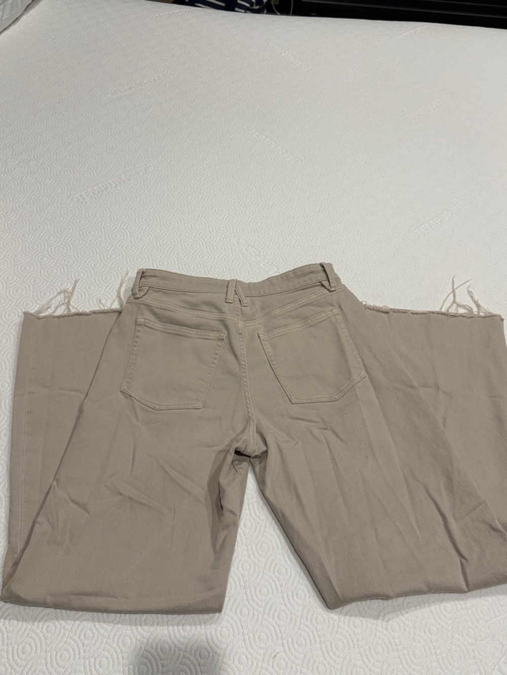 Good American Good Ease Relaxed High-Waisted Wide Leg Jeans - Picture 10 of 10